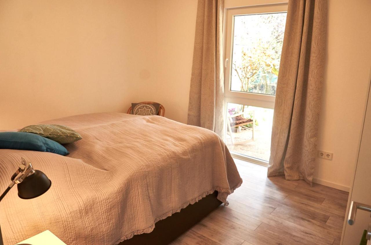 Schoenes Appartement In Meerbusch Am Buschend Esterno foto